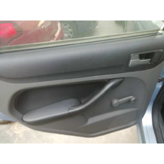 ford focus berlina (cap) del año 2006