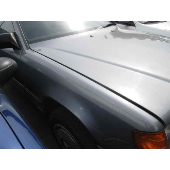 mercedes-benz clase e (w124) berlina del año 1988