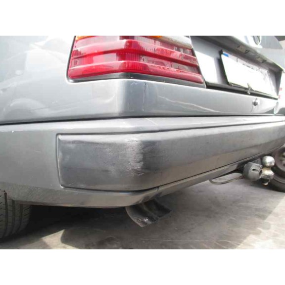 mercedes-benz clase e (w124) berlina del año 1988