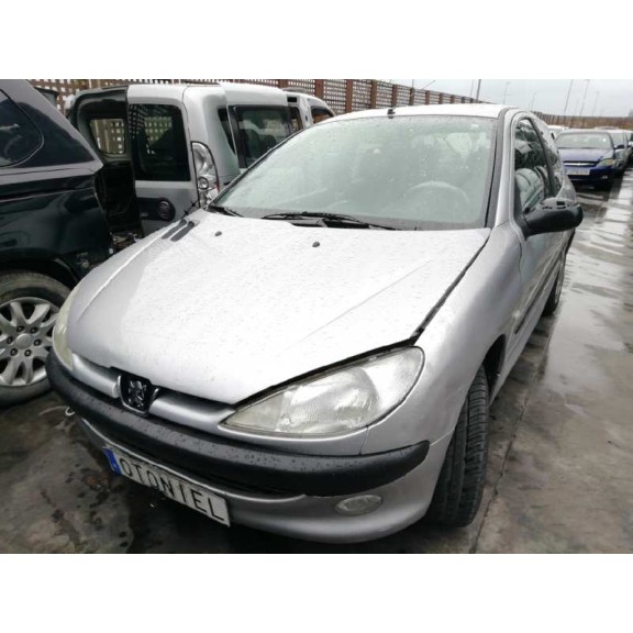 peugeot 206 berlina del año 1999