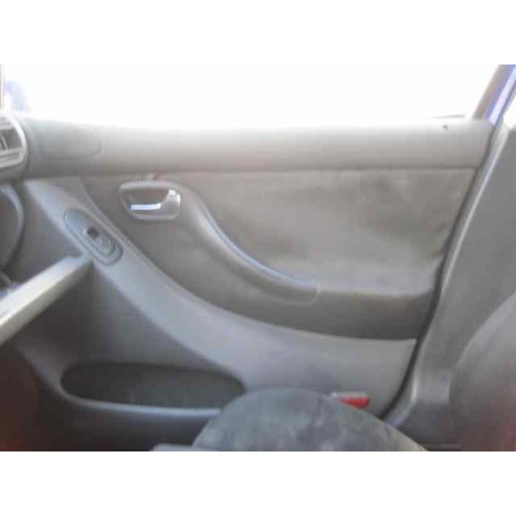seat toledo (1m2) del año 2001
