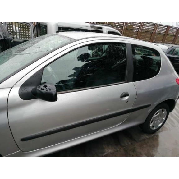 peugeot 206 berlina del año 1999