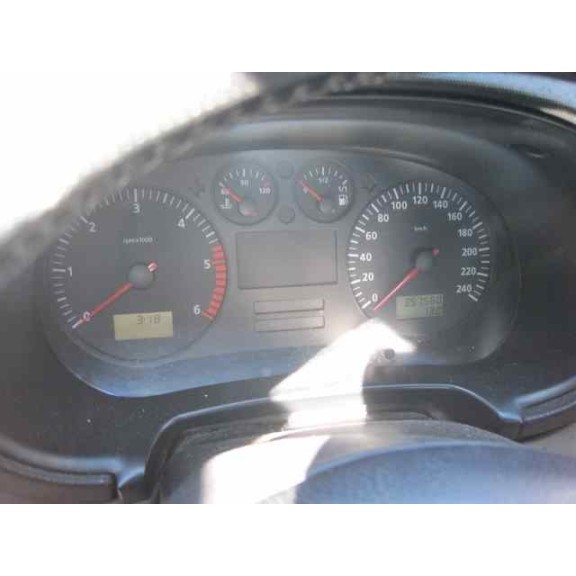 seat toledo (1m2) del año 2001