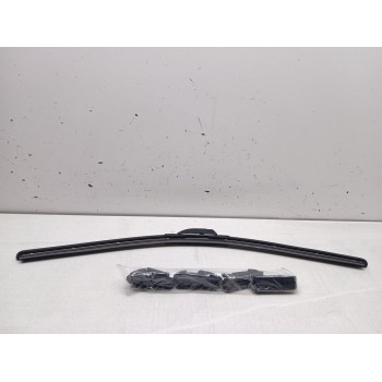 Recambio de escobilla limpia para peugeot 3008 referencia OEM IAM cgaf2460  60 cm 24´´ flexible