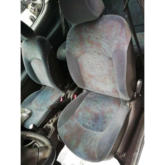 peugeot 206 berlina del año 1999