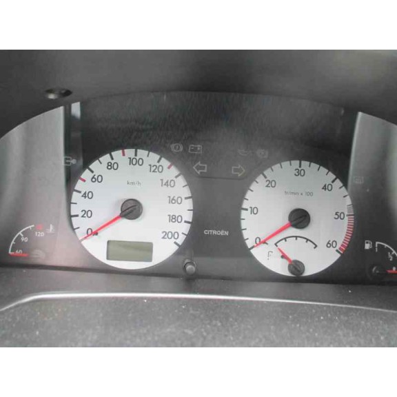 citroën xsara berlina del año 1999