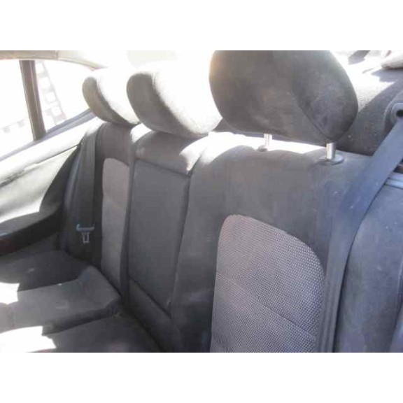 seat toledo (1m2) del año 2001