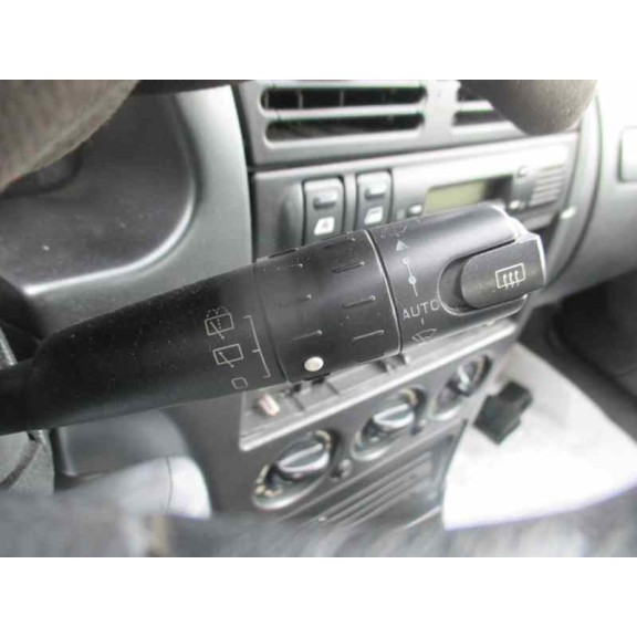 citroën xsara berlina del año 1999