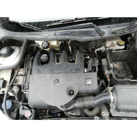 peugeot 206 berlina del año 1999