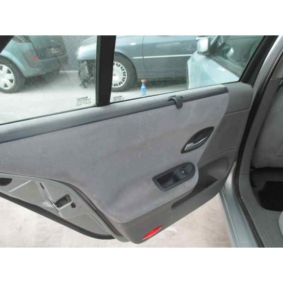 renault laguna ii (bg0) del año 2002