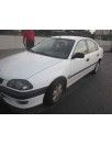 toyota avensis berlina (t 22) del año 1998