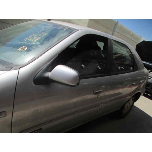 citroën xsara berlina del año 2000