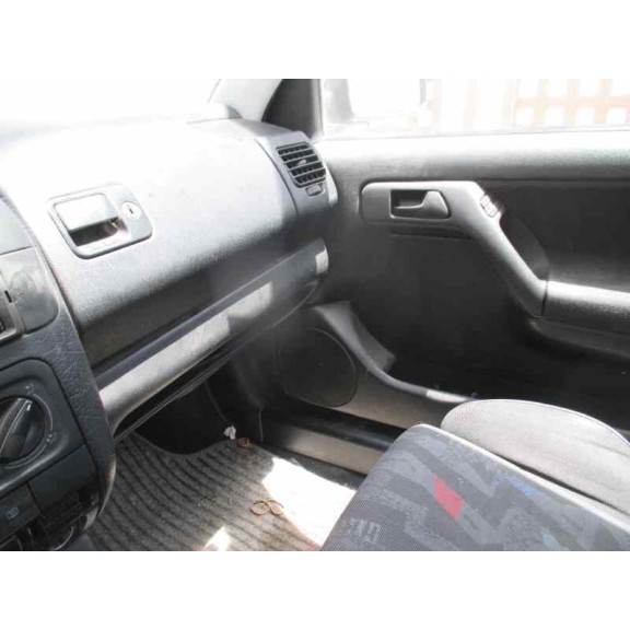 volkswagen golf iii berlina (1h1) del año 1996