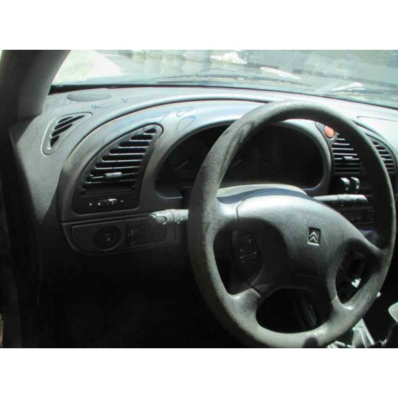 citroën xsara berlina del año 2000