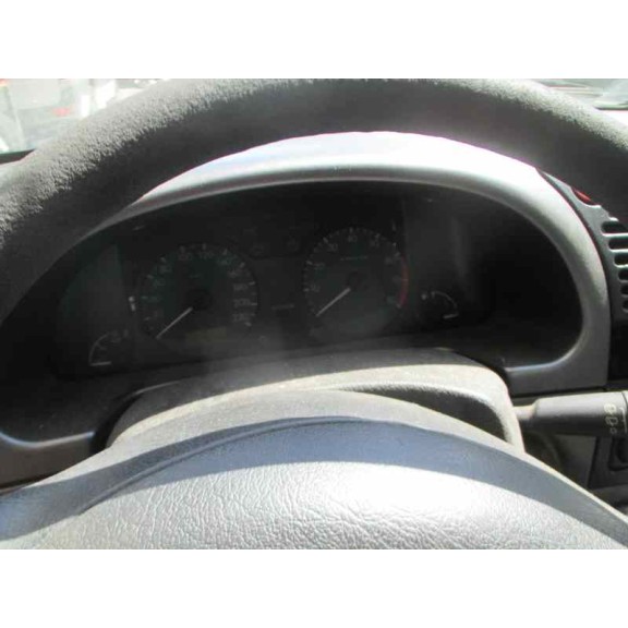 citroën xsara berlina del año 2000