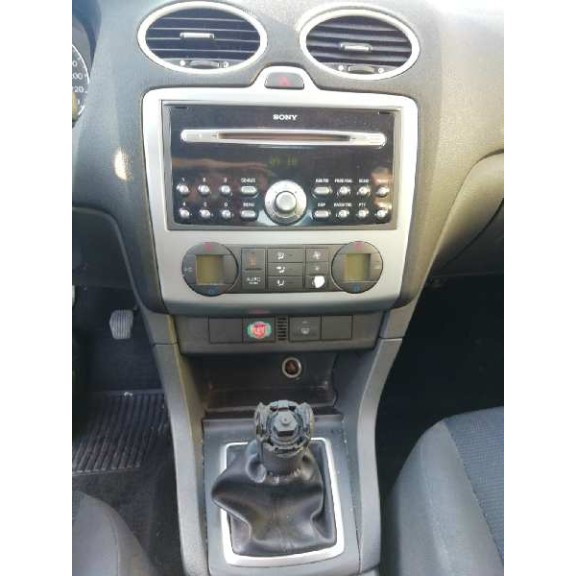 ford focus berlina (cap) del año 2005