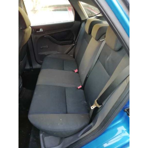 ford focus berlina (cap) del año 2005