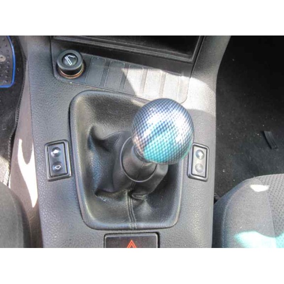 bmw serie 3 berlina (e36) del año 1993