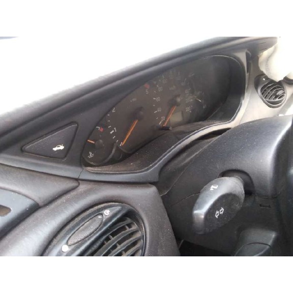 ford focus turnier (cak) del año 2004