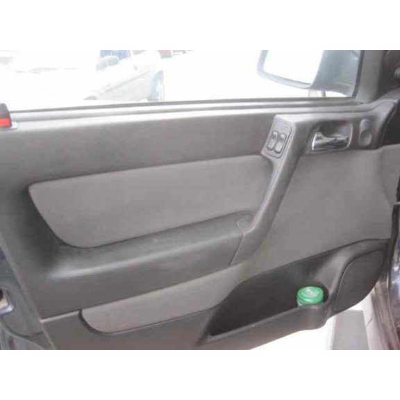 opel astra g berlina del año 2002