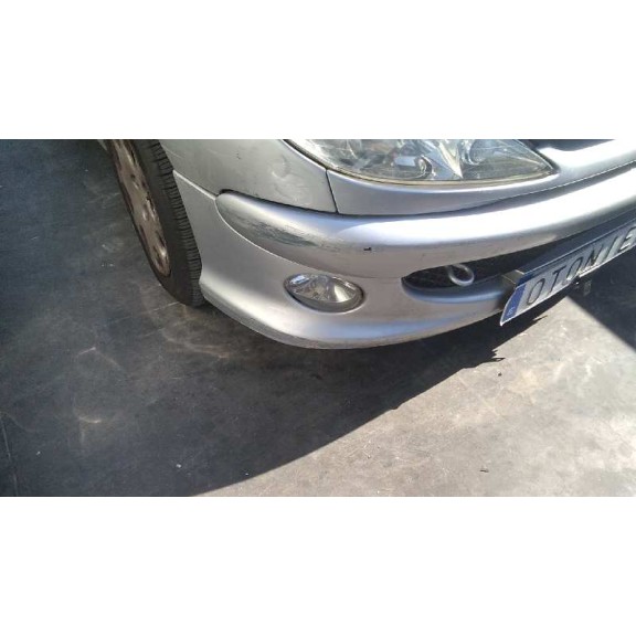 peugeot 206 berlina del año 2004