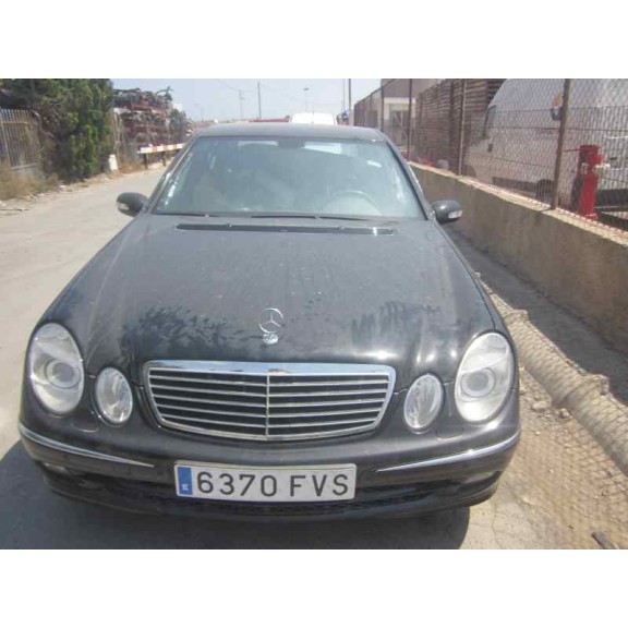 mercedes-benz clase e (w211) berlina del año 2005