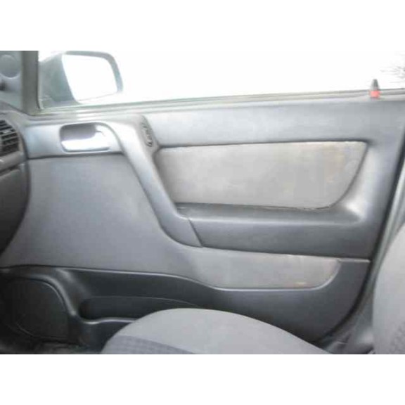 opel astra g berlina del año 2002