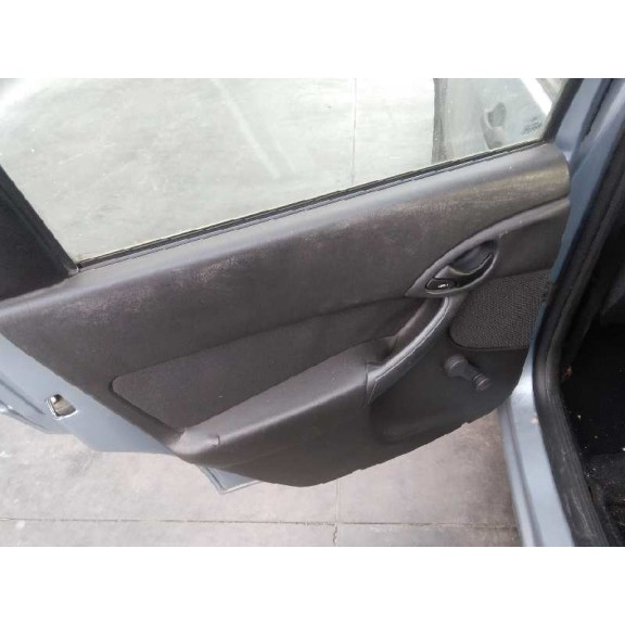 ford focus turnier (cak) del año 2004