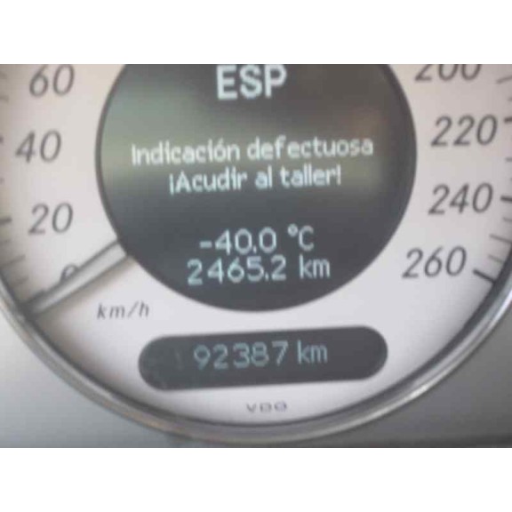 mercedes-benz clase e (w211) berlina del año 2005