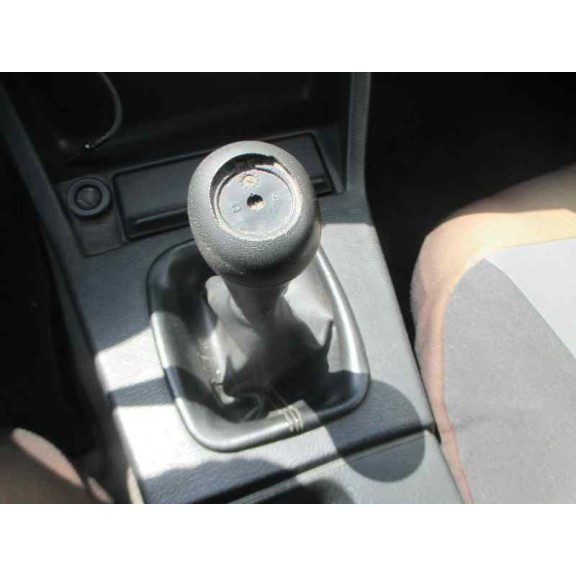 bmw serie 3 berlina (e30) del año 1990