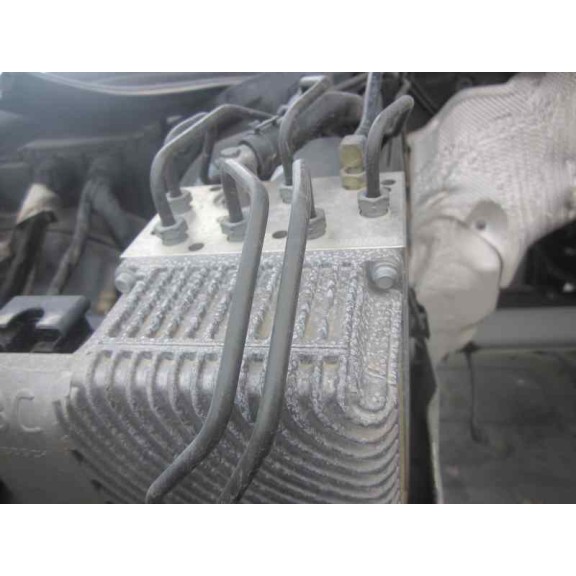 mercedes-benz clase e (w211) berlina del año 2005