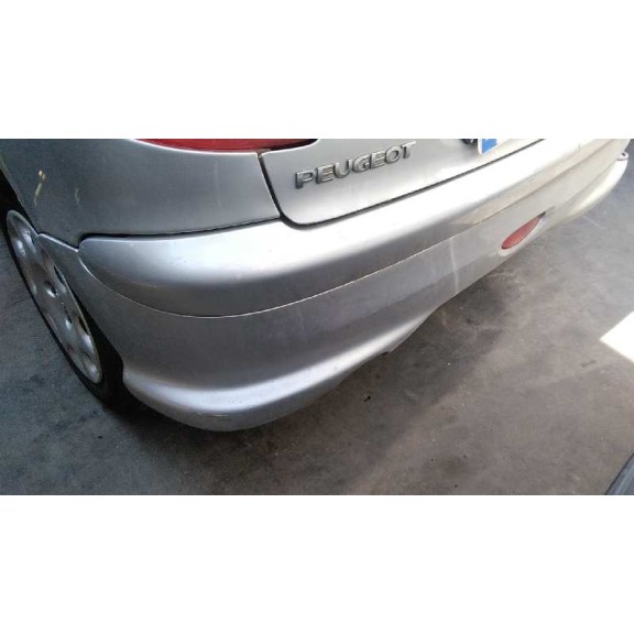 peugeot 206 berlina del año 2004