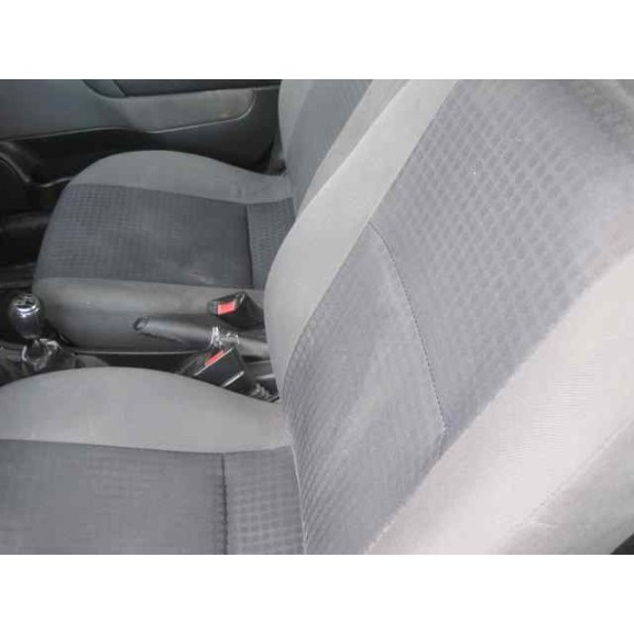 opel astra g berlina del año 2002