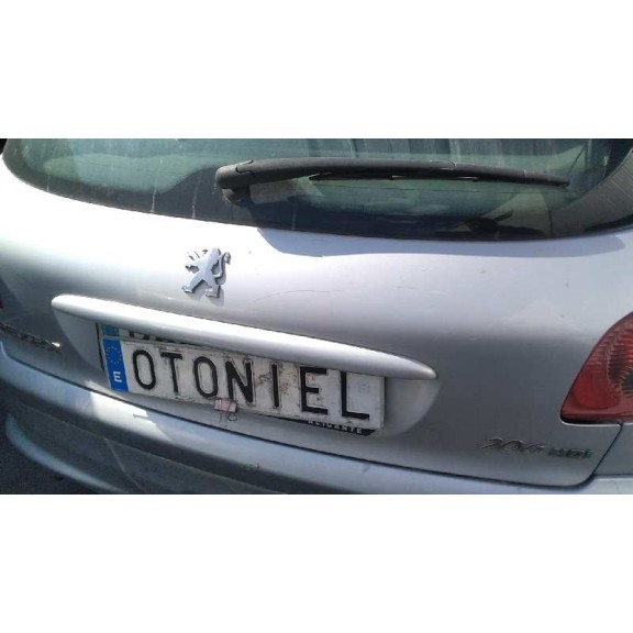 peugeot 206 berlina del año 2004