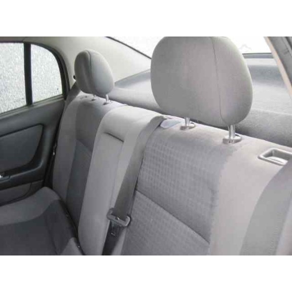 opel astra g berlina del año 2002