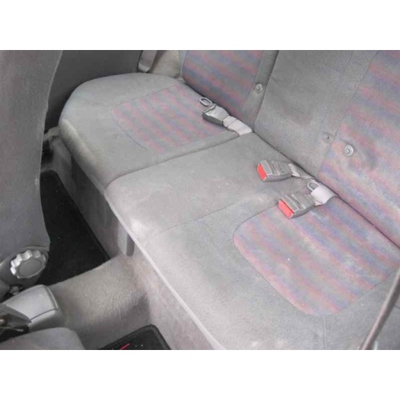 nissan micra (k11) del año 1995