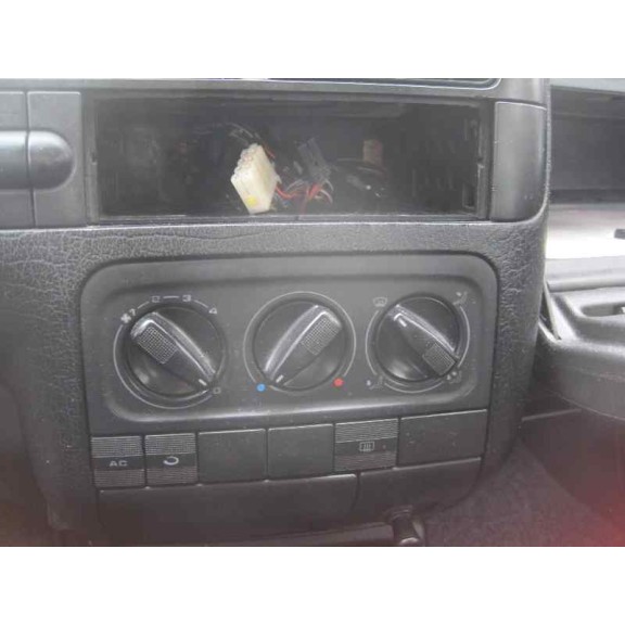 volkswagen golf iii berlina (1h1) del año 1996