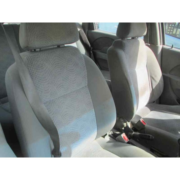 daewoo kalos del año 2004