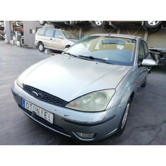 ford focus berlina (cak) del año 2004