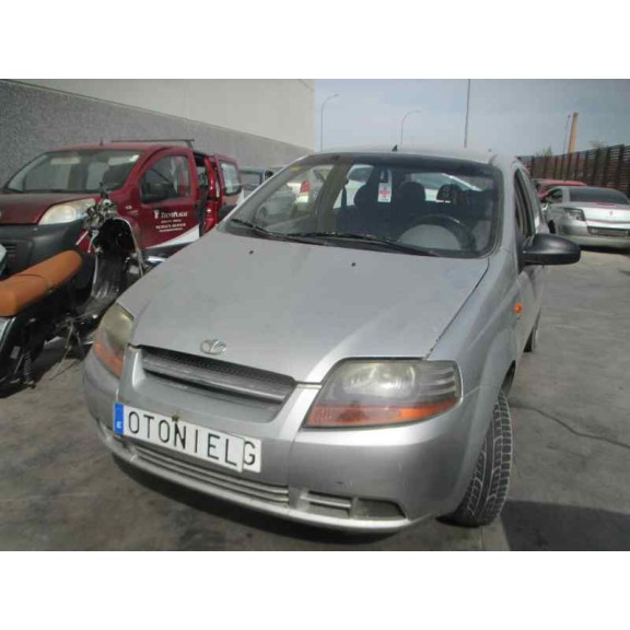 daewoo kalos del año 2004
