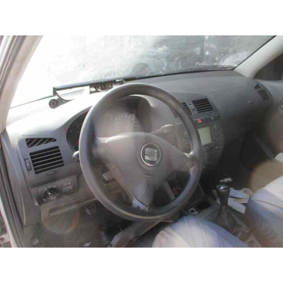 seat cordoba berlina (6k2) del año 2002