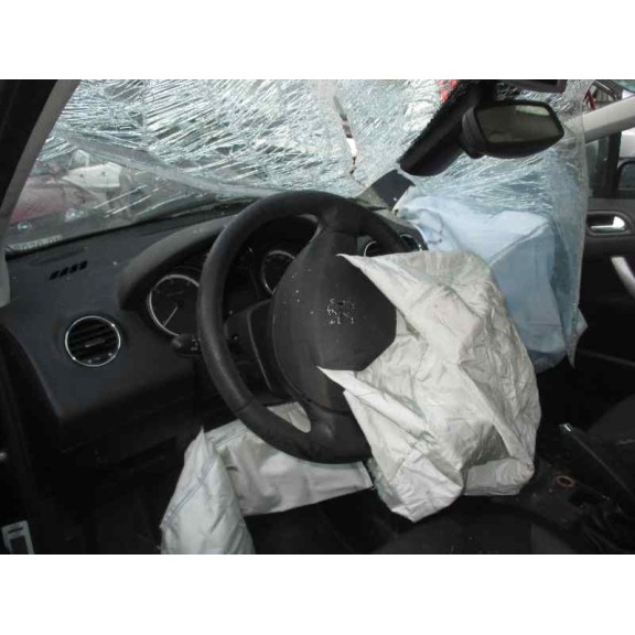 peugeot 308 del año 2008