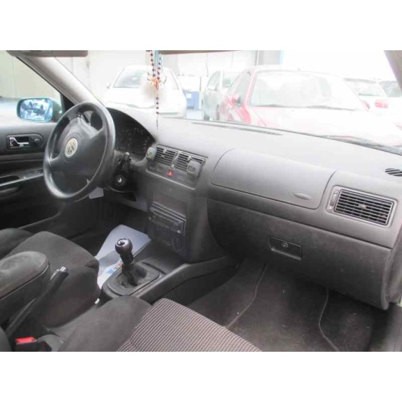 volkswagen golf iv berlina (1j1) del año 1998