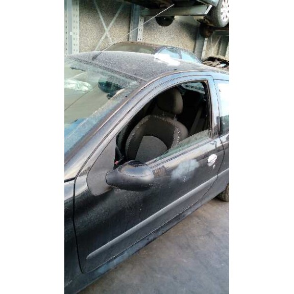 peugeot 206 berlina del año 2006