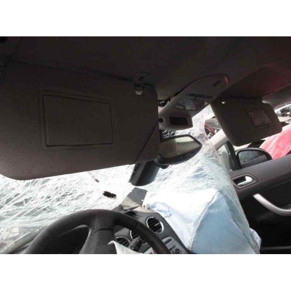 peugeot 308 del año 2008