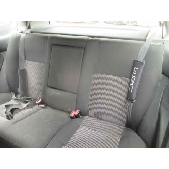 volkswagen golf iv berlina (1j1) del año 1998