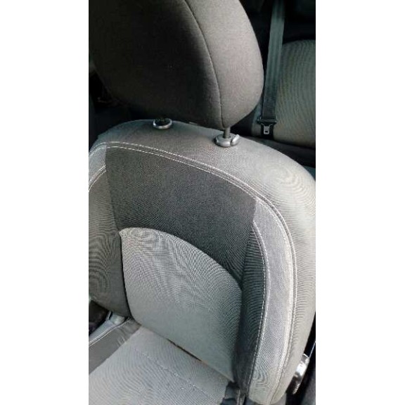 peugeot 206 berlina del año 2006