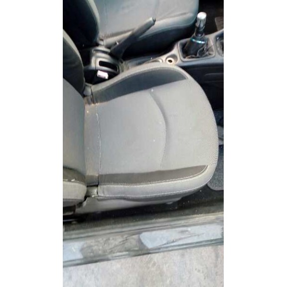 peugeot 206 berlina del año 2006