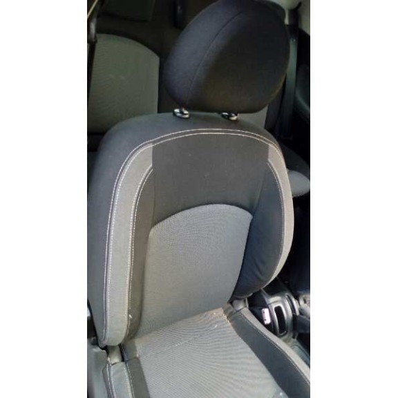 peugeot 206 berlina del año 2006