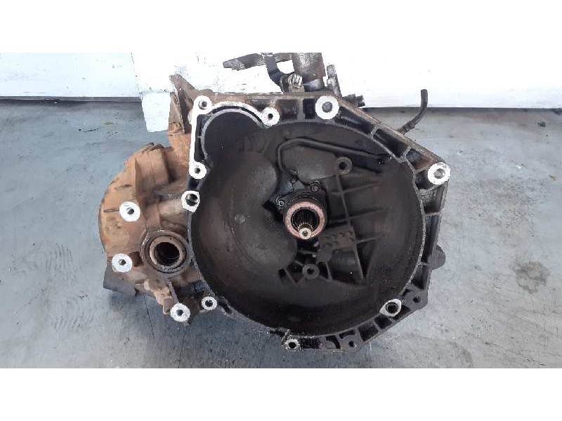 Recambio de caja cambios para opel vectra c berlina 1.9 cdti referencia OEM IAM M32019 B 